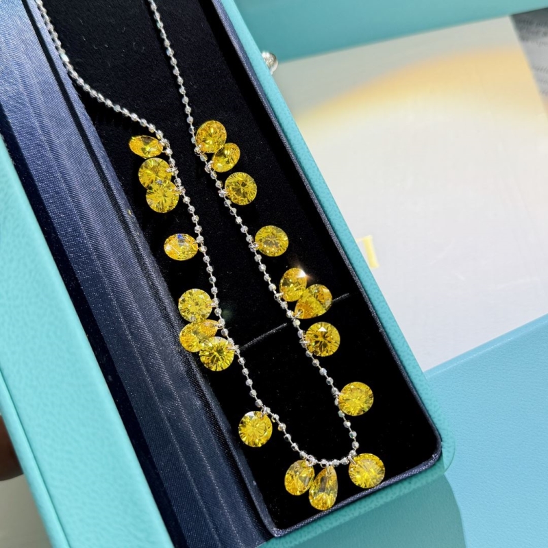 T*f*ny necklaces